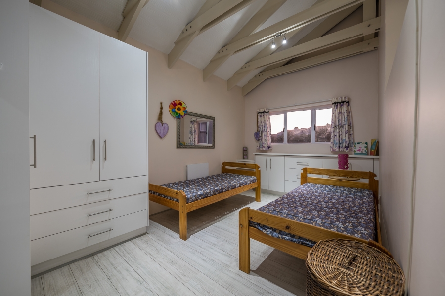 5 Bedroom Property for Sale in Bayview Western Cape